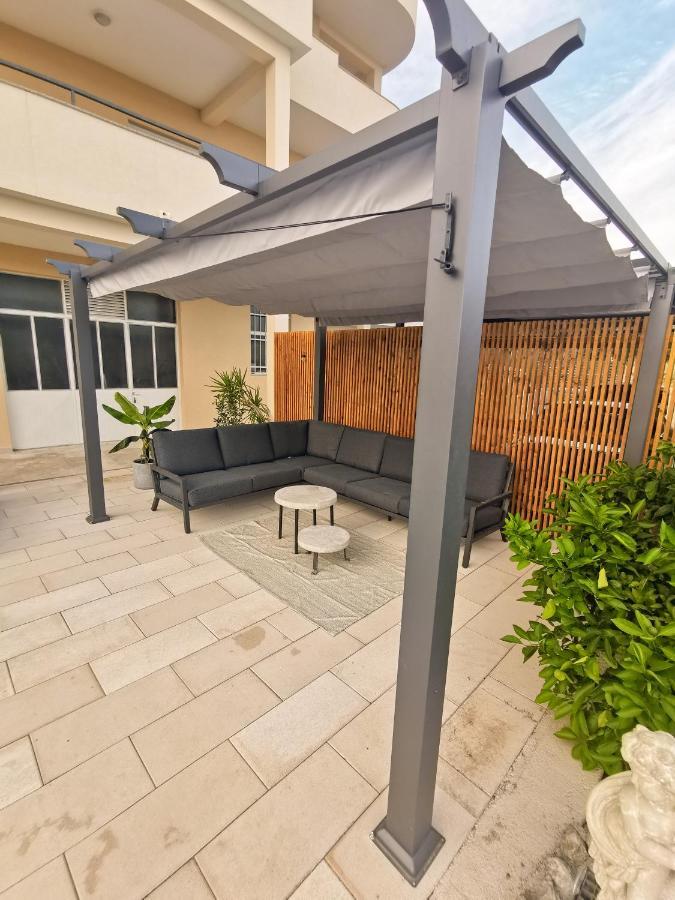 A4 Apartmani Kevic Kastela Ngoại thất bức ảnh